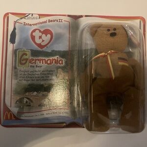 NWT RARE Ty International Bears II Germania The Bear 2000 Authentic